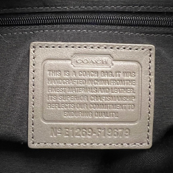 COACH SOHO HANDBAG - Picture 8 of 16